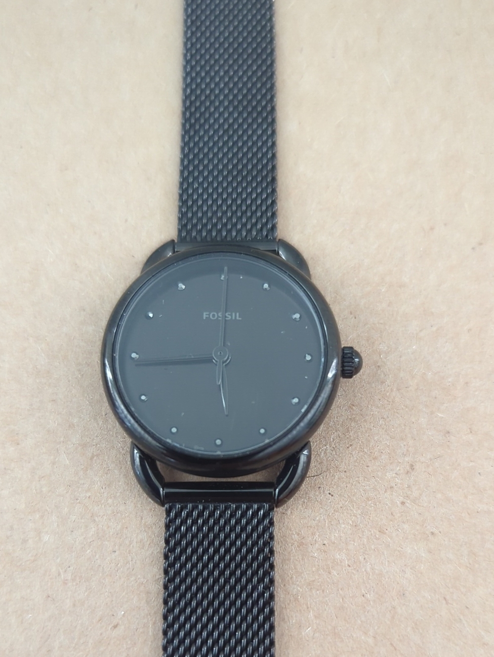 Fossil All-Black Minimalist Mesh Strap Watch
